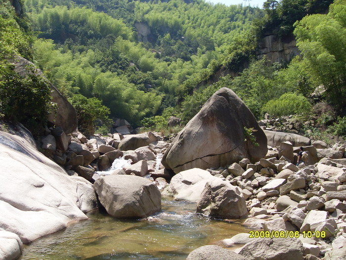 [天台驴友俱乐部]活动之____戏水石桥坑