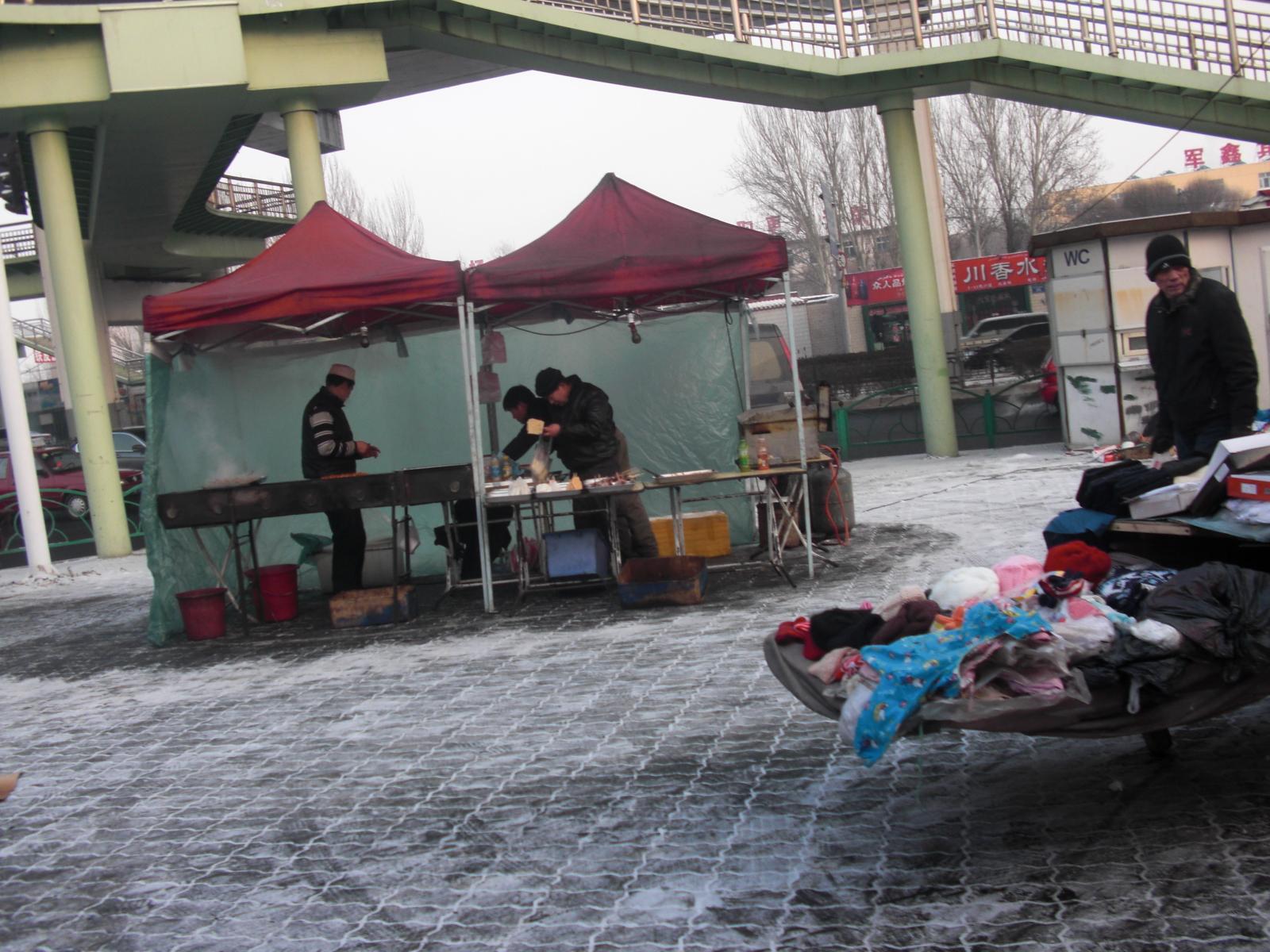 新疆的雪---小区楼下随手一拍