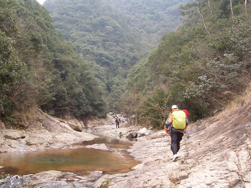 激情穿越湫水大峡谷