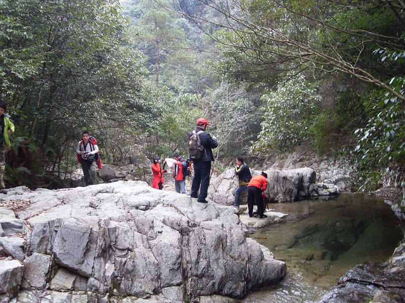 激情穿越湫水大峡谷