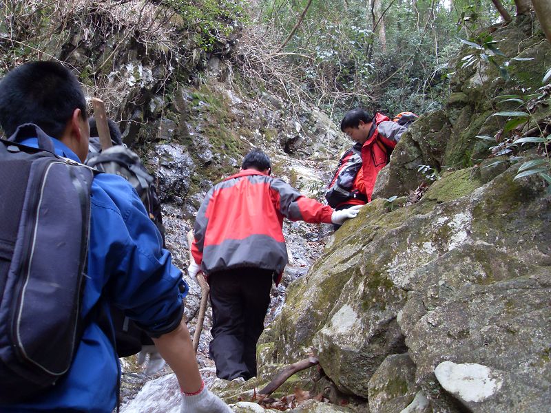 激情穿越湫水大峡谷