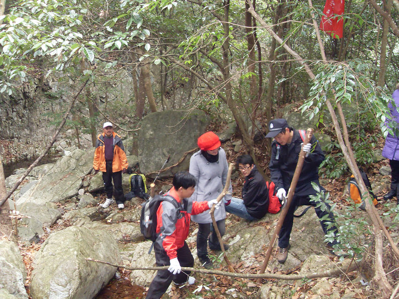 激情穿越湫水大峡谷