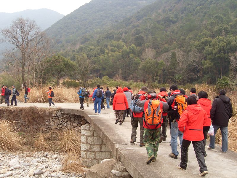 激情穿越湫水大峡谷