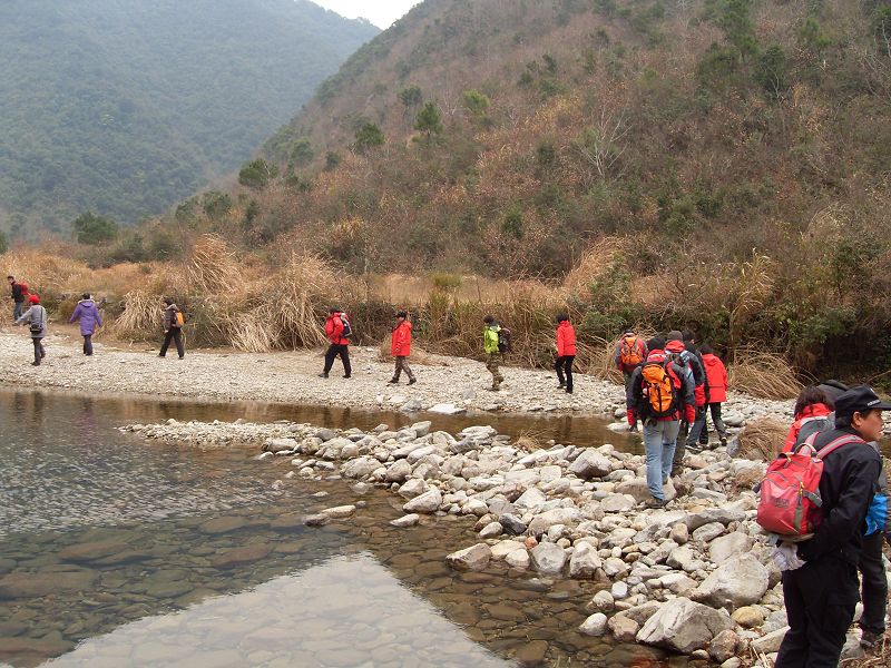 激情穿越湫水大峡谷