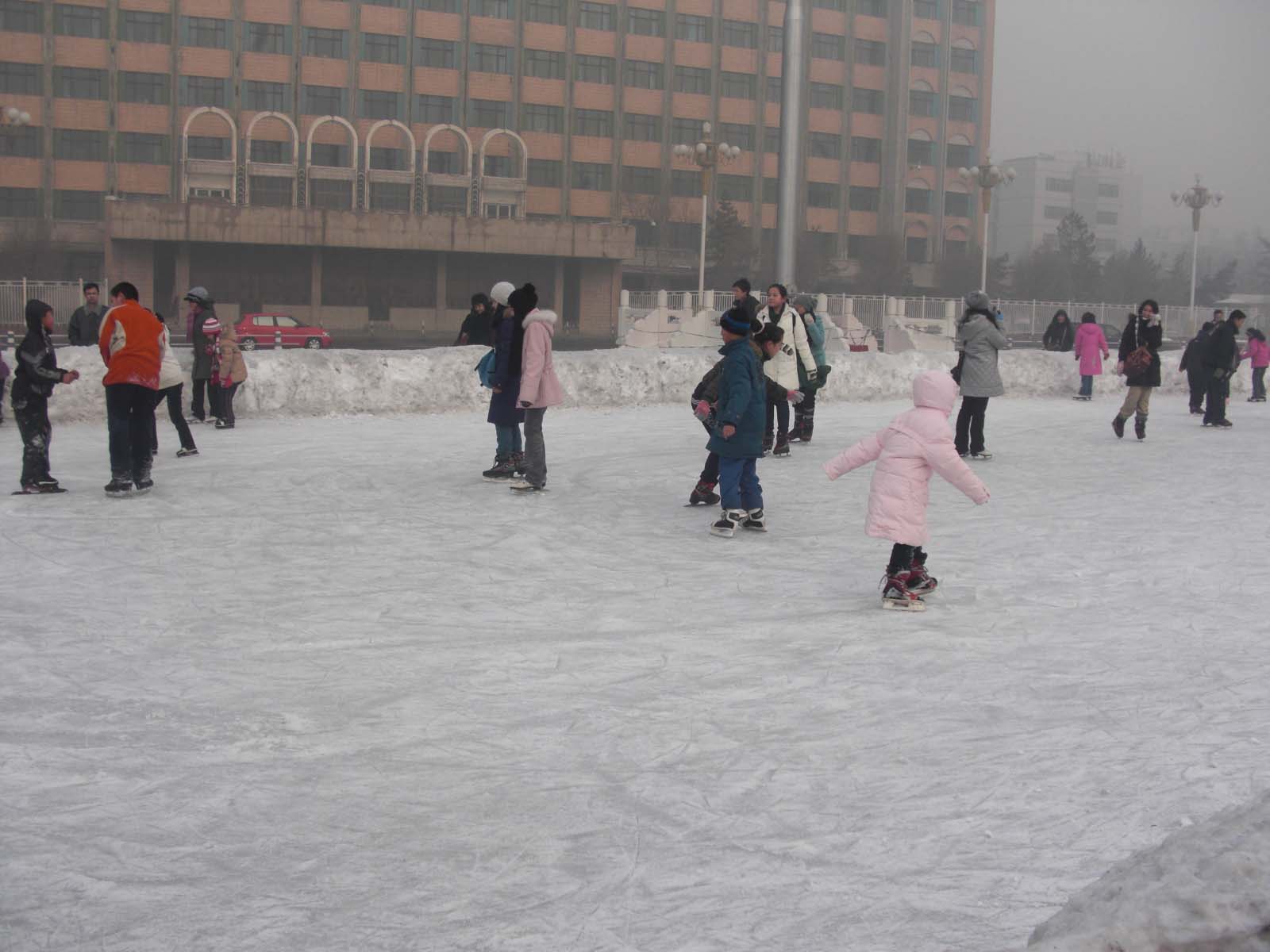 今天水水报道的主题---冰雕