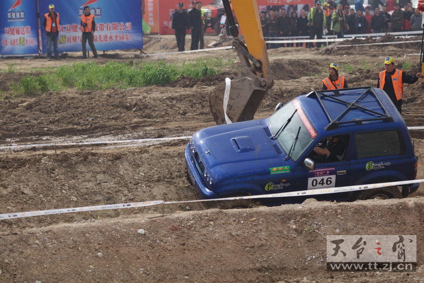 2010天台山汽车场地越野车王争霸赛PP欣赏 2010天台山汽车场地越野车王争霸赛PP欣赏
