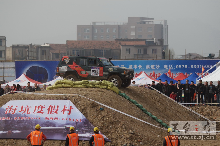 2010天台山汽车场地越野车王争霸赛PP欣赏 2010天台山汽车场地越野车王争霸赛PP欣赏