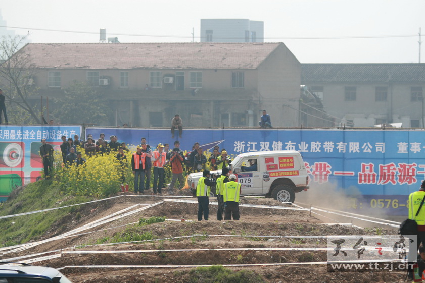 2010天台山汽车场地越野车王争霸赛PP欣赏 2010天台山汽车场地越野车王争霸赛PP欣赏