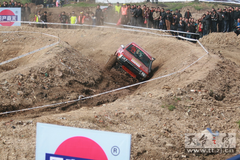 2010天台山汽车场地越野车王争霸赛PP欣赏 2010天台山汽车场地越野车王争霸赛PP欣赏