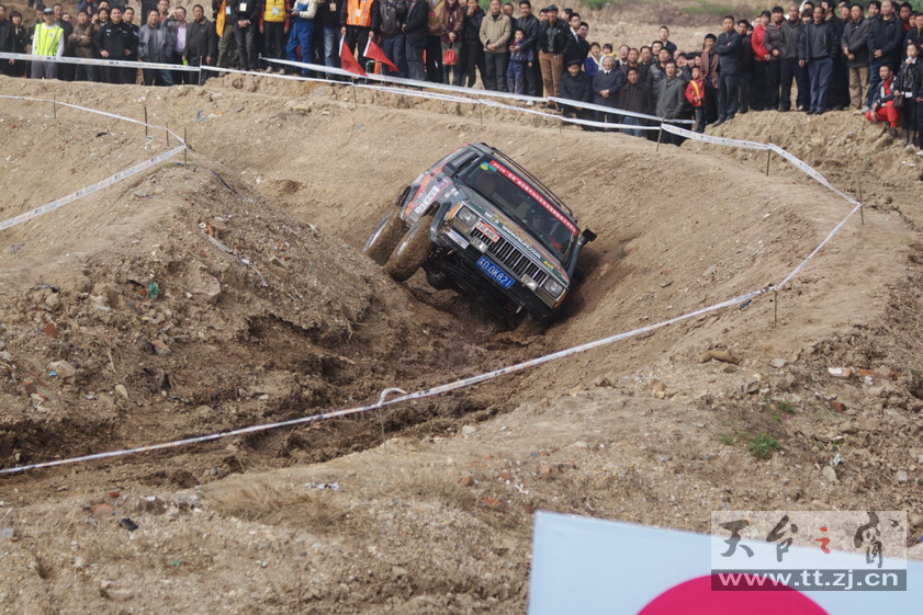 2010天台山汽车场地越野车王争霸赛PP欣赏 2010天台山汽车场地越野车王争霸赛PP欣赏