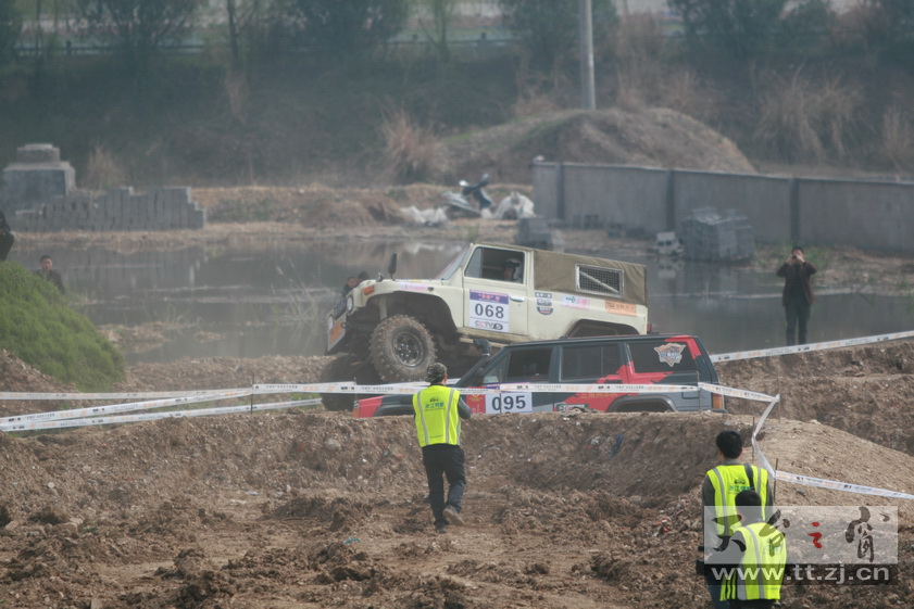 2010天台山汽车场地越野车王争霸赛PP欣赏 2010天台山汽车场地越野车王争霸赛PP欣赏