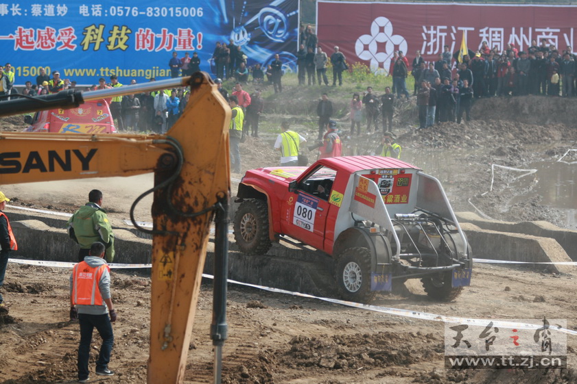 2010天台山汽车场地越野车王争霸赛PP欣赏 2010天台山汽车场地越野车王争霸赛PP欣赏