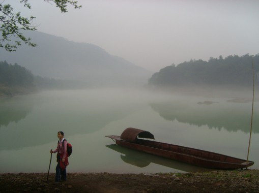 从花丛中走入仙境里