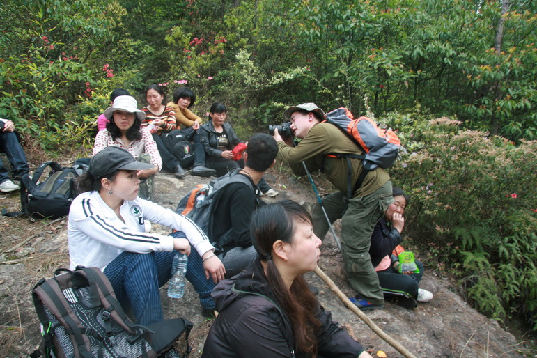 穿越石井坑图片之老树版 穿越石井坑图片之老树版