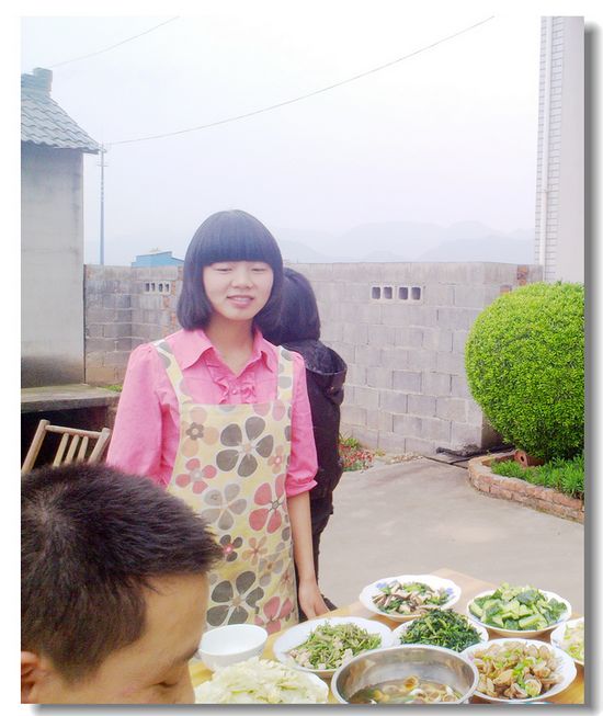 某天某版主家小型聚餐小照片。