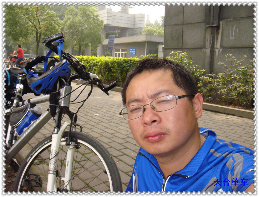 自拍.jpg