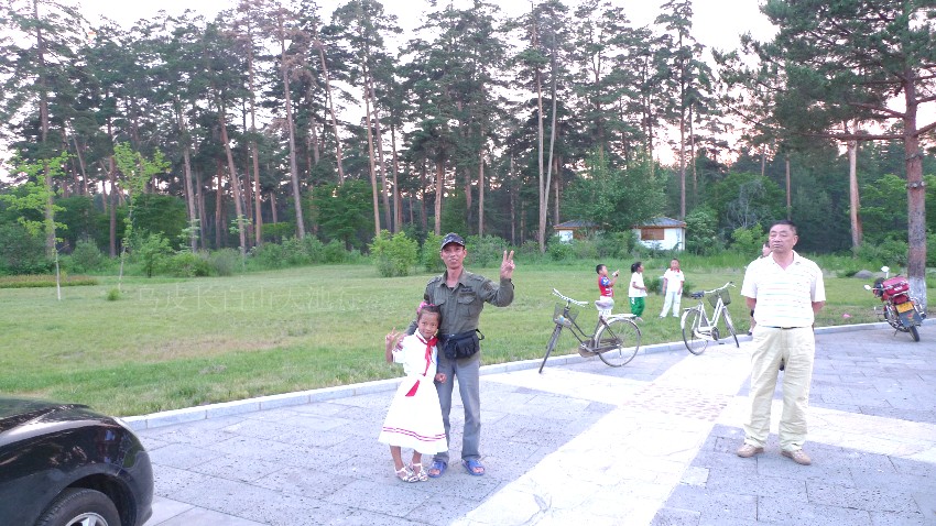 这样不算泡妞吧