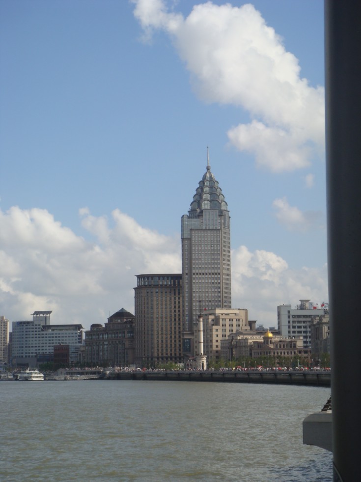 thumb009.jpg