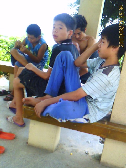 现在的社会怎么会这样