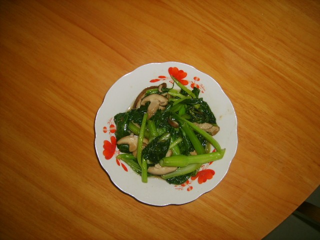 蘑菇炒青菜