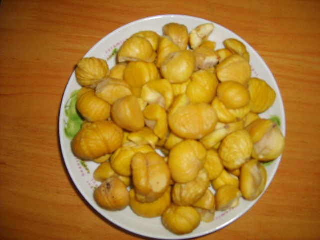 剥的栗子