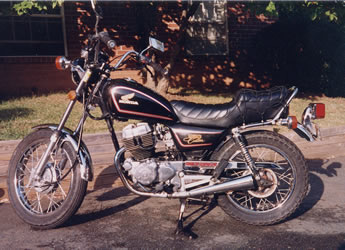 Honda  CM250 Custom 1983.jpg